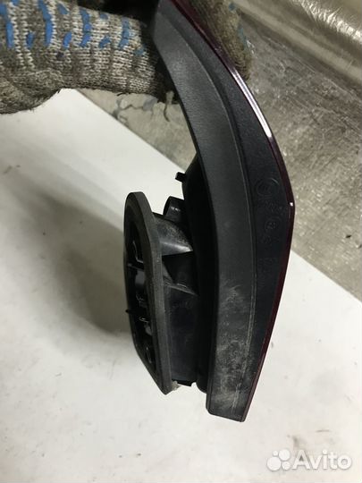 Задняя левая внутренняя фара Opel Astra J