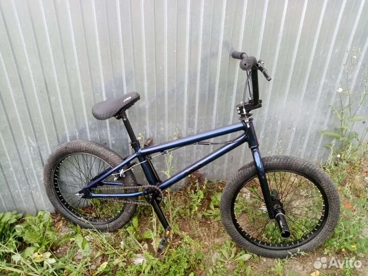 Трюковой велосипед bmx новый
