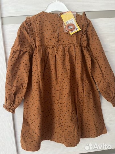 Платье 116р-р с длинным рукавом. Новое