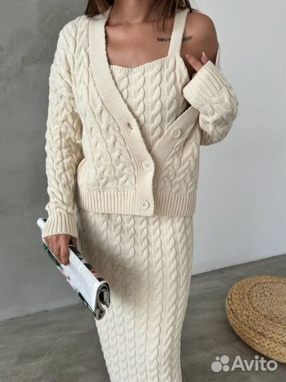 Костюм тройка