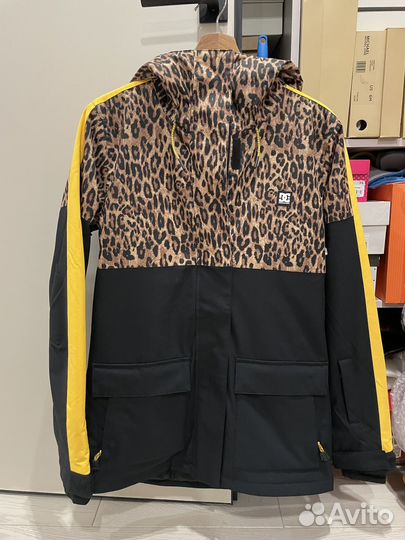 Сноубордическая куртка DC