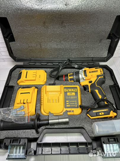 Шуруповерт бесщеточный dewalt