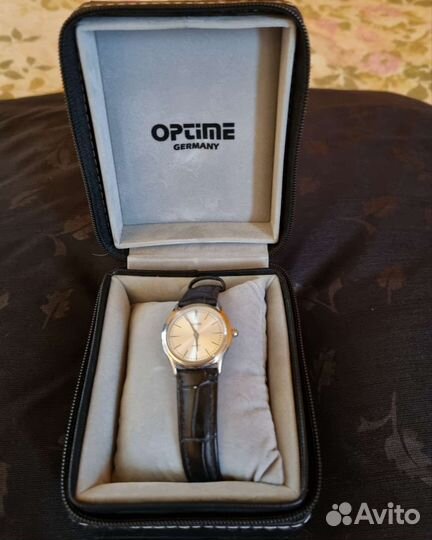 Часы женские Optime