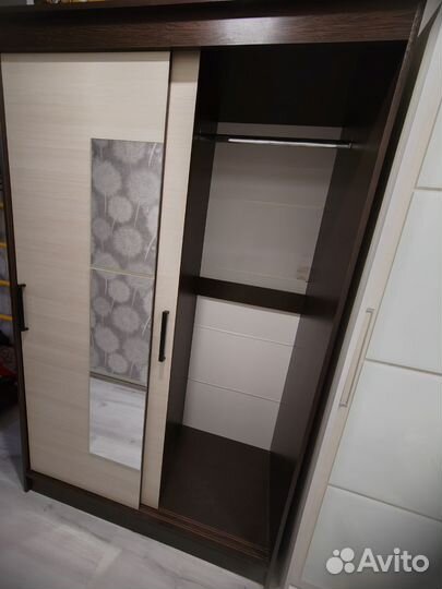 Шкаф купе с зеркалом бу