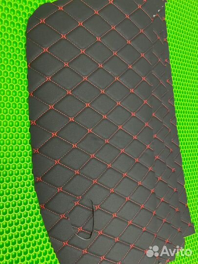 Вставки в дверные карты авто