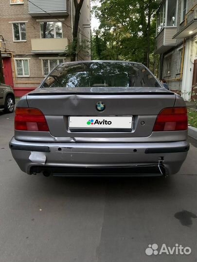 BMW 5 серия 2.8 МТ, 1999, 300 000 км