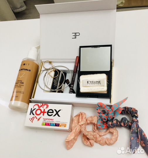 Набор косметики+ сережки