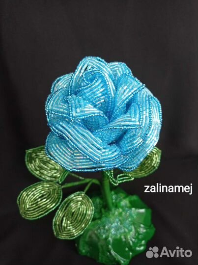 Розы из бисера