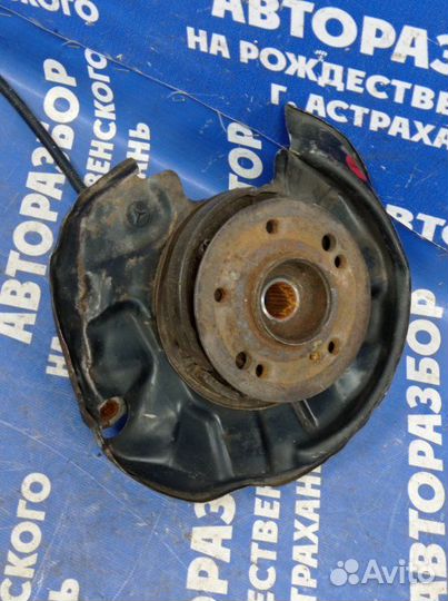 Задний правый поворотный кулак Mercedes-Benz W124