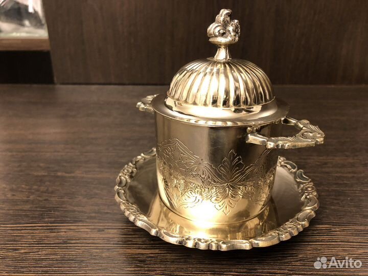 Сахарница латунь