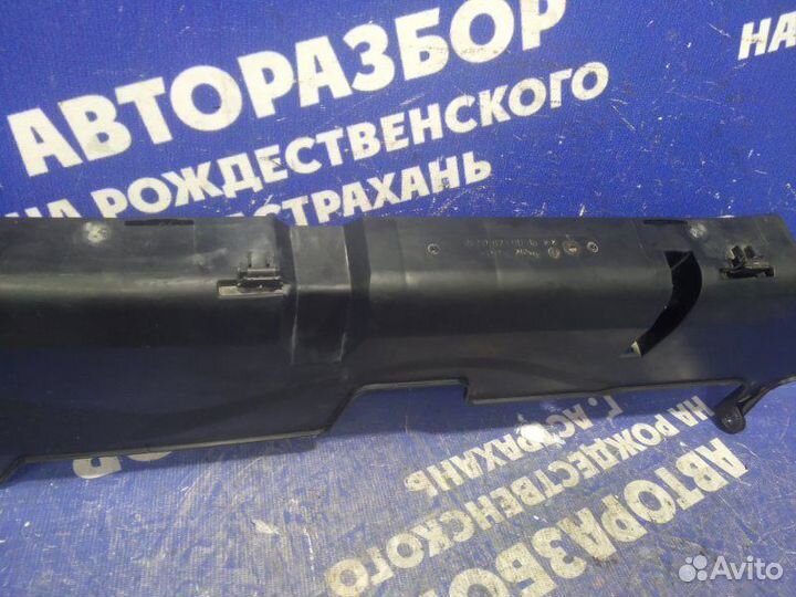 Канал для кабеля Mercedes-Benz W211 универсал