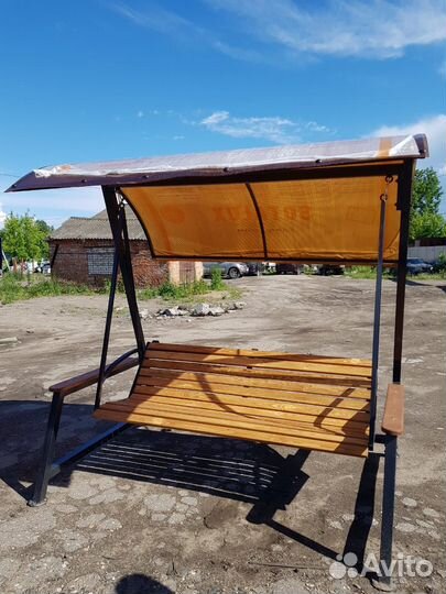 Качель с крышей и анатомическим сиденьем