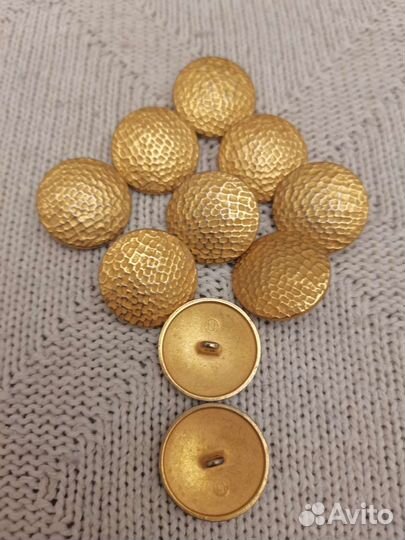 Пуговицы металлические