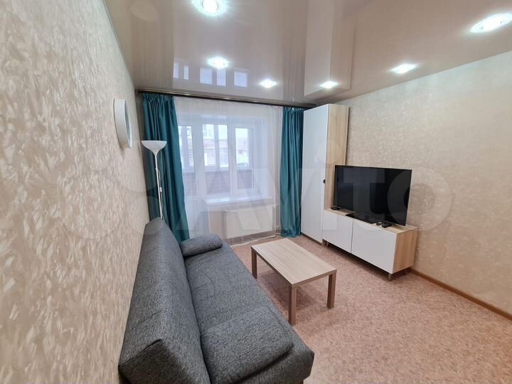 1-к. квартира, 38 м², 1/10 эт.