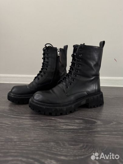 Ботинки женские