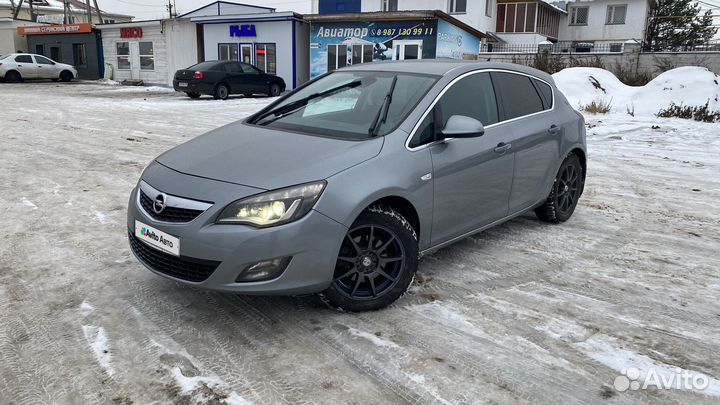 Opel Astra 1.6 AT, 2010, 224 000 км