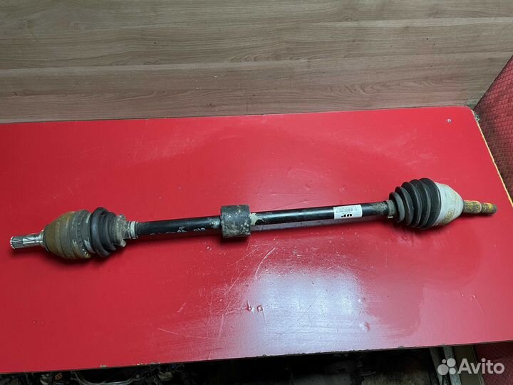 Полуось передняя правая 13191328 Opel Zafira B A05