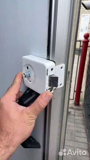 Замена вскытие замков, замена личинок