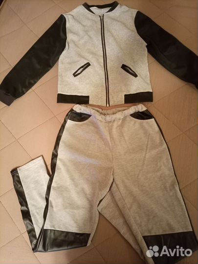 Спортивный костюм женский 42 р