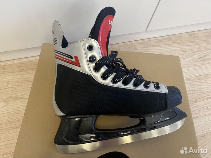 Коньки хоккейные 42 размер