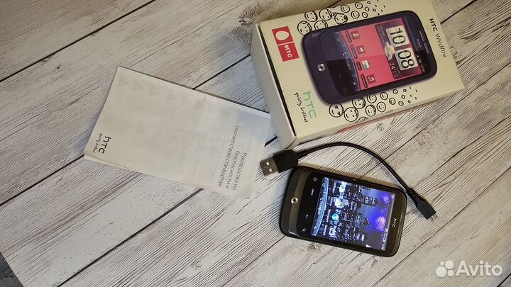 HTC Wildfire, 512 МБ