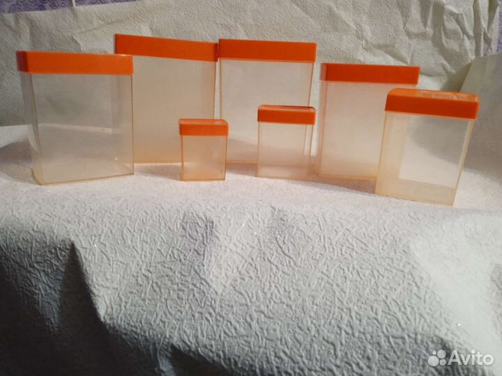 Много посуды