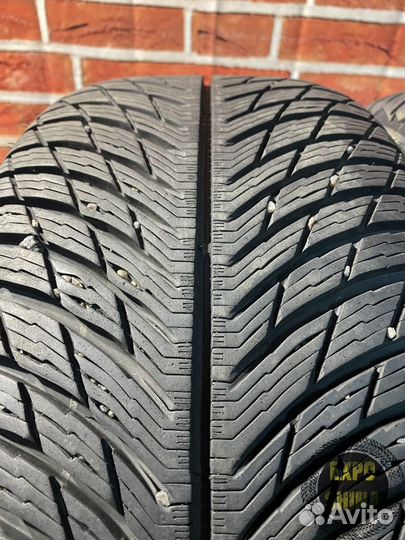 Michelin Pilot Alpin 5 235/45 R18