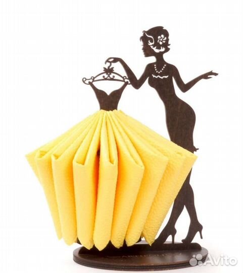 Салфетница из дерева