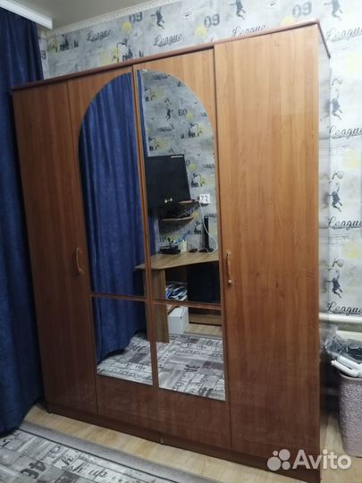 Продаю шкаф б/у