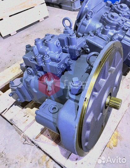 Основной насос Hitachi ZX210K-3 9262320