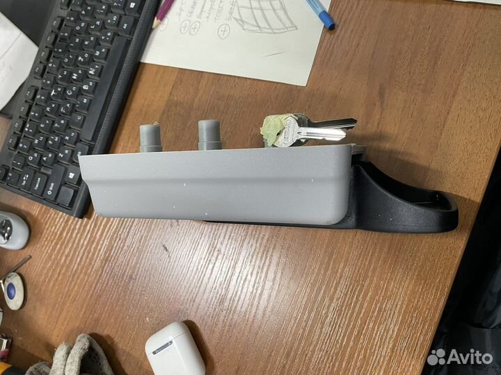 Ручка холодильной двери