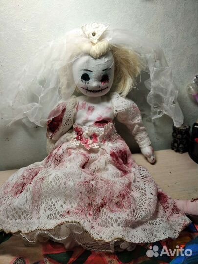 Кукла на Хеллоуин