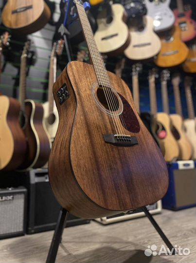 Трансакустическая гитара Cort Earth60 (массив)