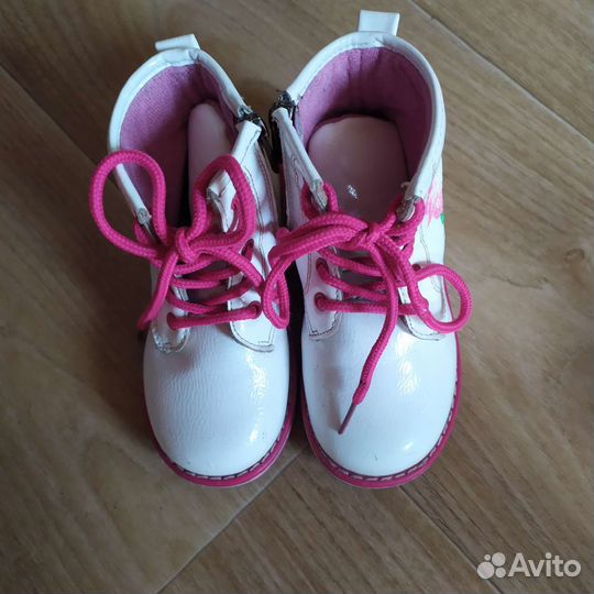 Ботинки для девочки 25