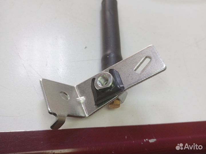 Шланг тормозной передний левый ford explorer 2006