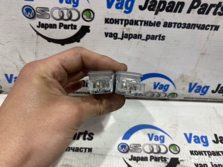 Плафон подсветки салона Volkswagen Tiguan NF CCZ