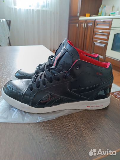 Кроссовки reebok кожа