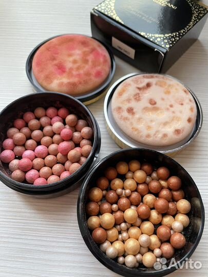 Набор декоративной косметики для лица пакетом тон