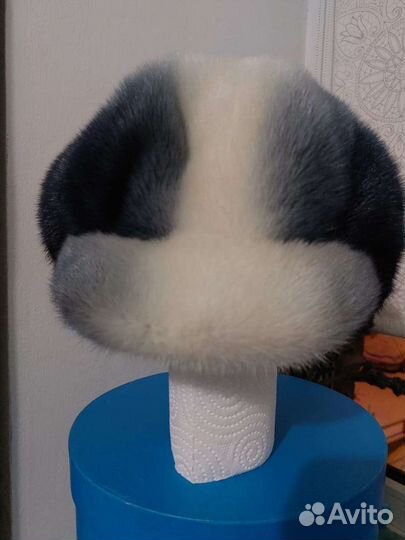 Норковая женская кепка