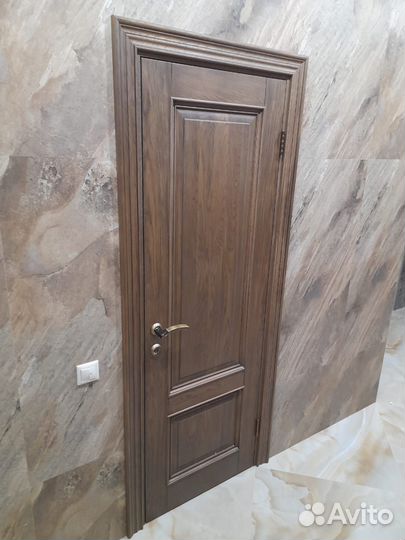 Двери из массива дуба