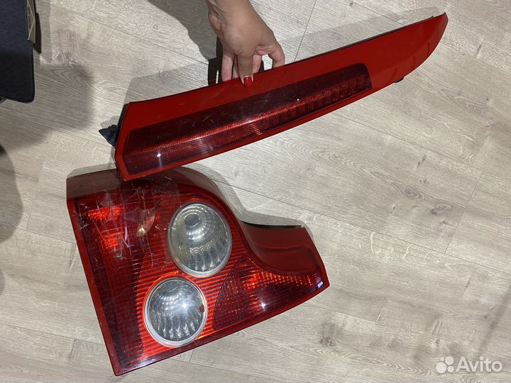 Задний левый фонарь Volvo xc90 2005