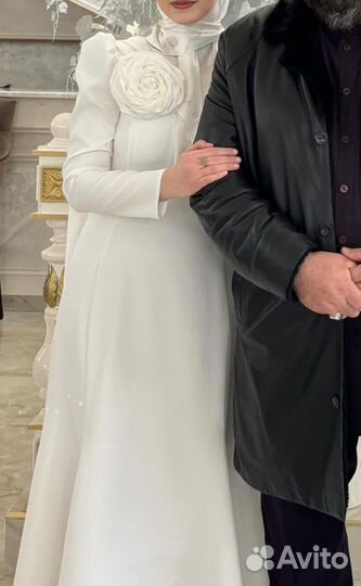 Дизайнерское платье