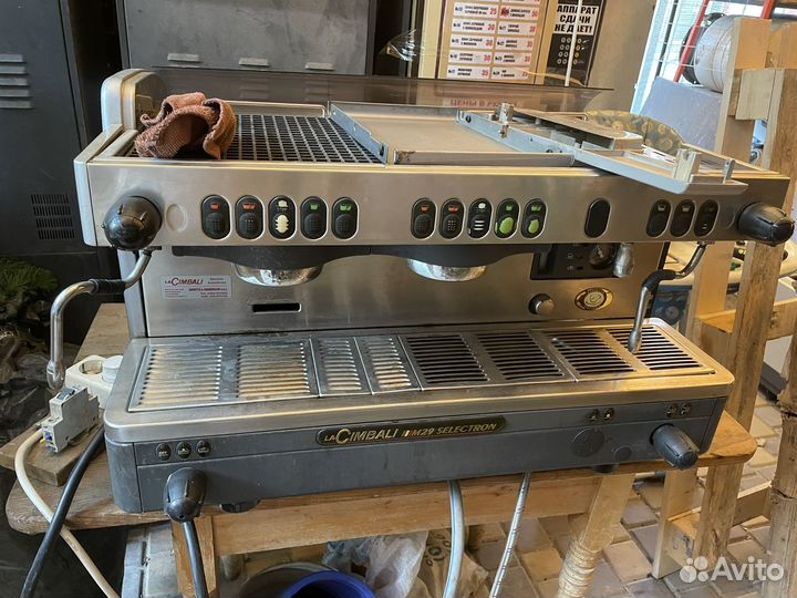 Продать кофемашину La Cimbali m29