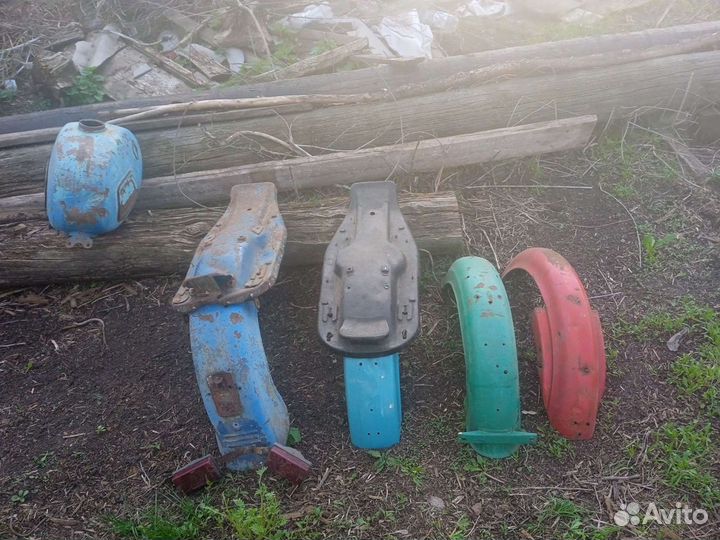 Продам запчасти.Двигатель с Юпитера не продаётся