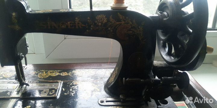 Швейная машина Singer