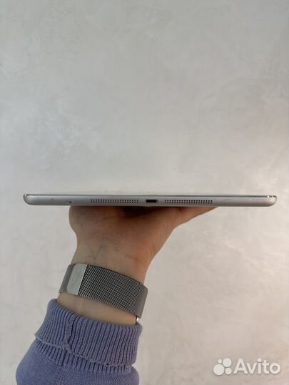 iPad Air 32GB Wi-Fi+Cellular