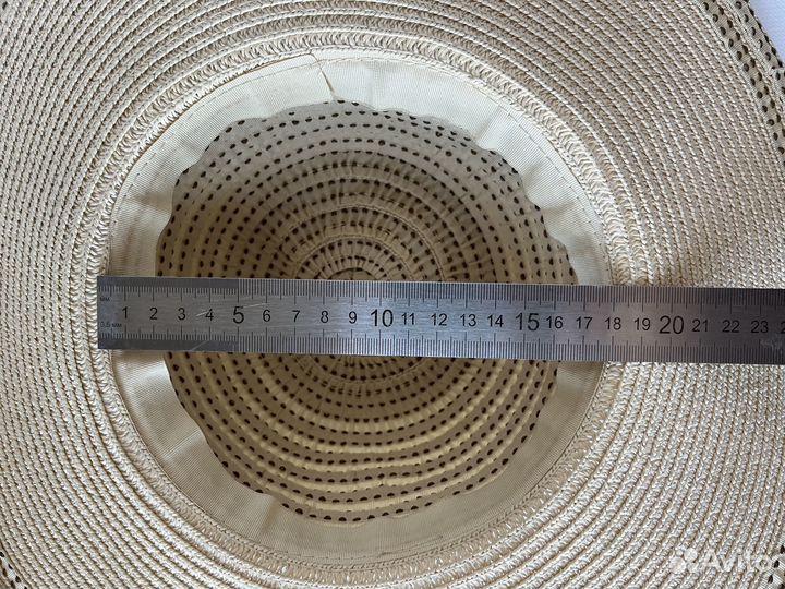 Соломенная шляпа женская