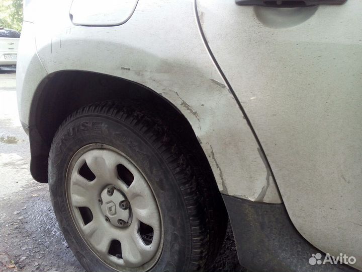 Renault Duster 1.6 МТ, 2013, битый, 180 000 км