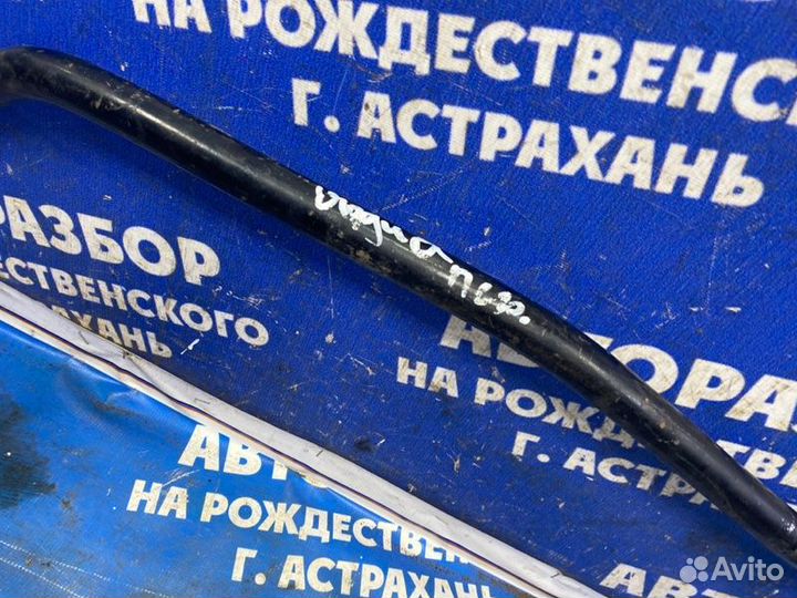 Передний стабилизатор Mitsubishi Lancer Cedia