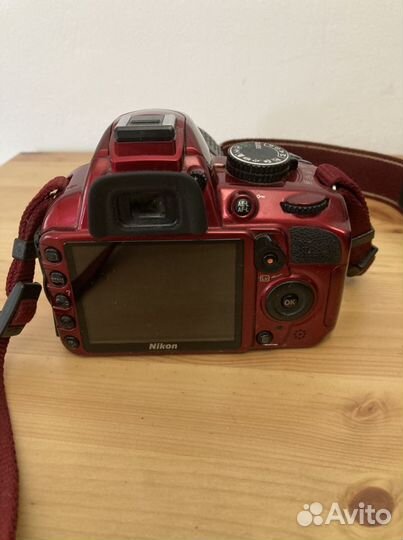 Зеркальный фотоаппарат nicon D3100 с сумкой